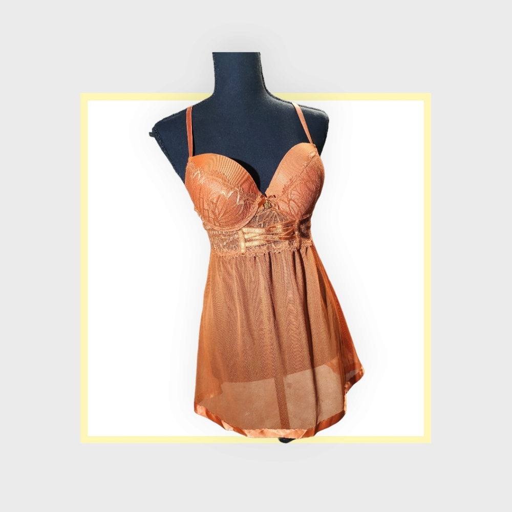 Daisy Fuentes: orange sheer baby doll LINGERIE, push up, LARGE